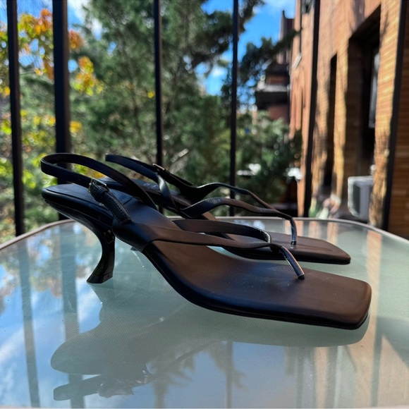 New Jeffrey Campbell Fused Sandal Kitten Heel Shoes Open Toe in Black 9.5 - Picture 3 of 12